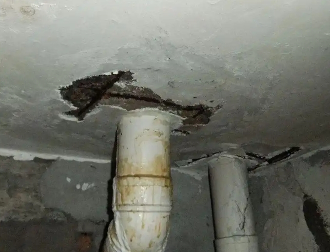 涞源县卫生间漏水维修公司浅析涞源县卫生间渗水维修的方法